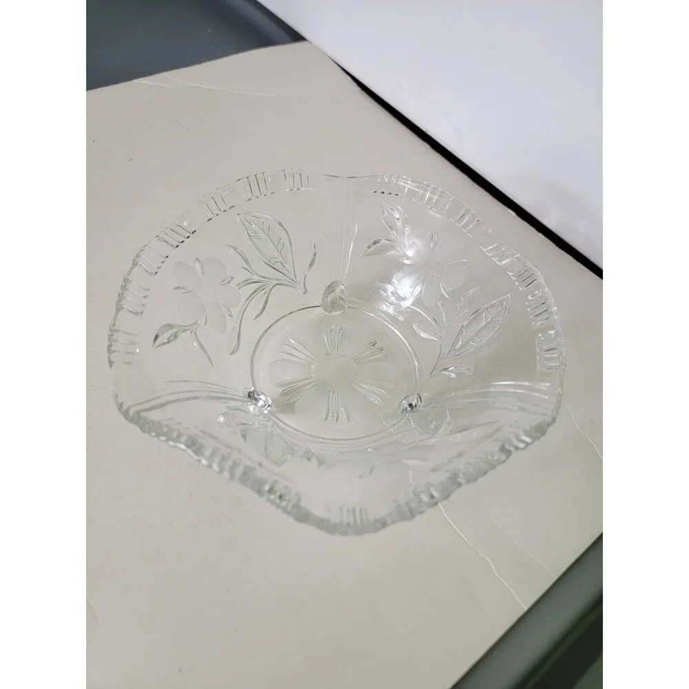 Vintage Footed Crystal Glass Flower Design Tea light Candle Dish Bowl